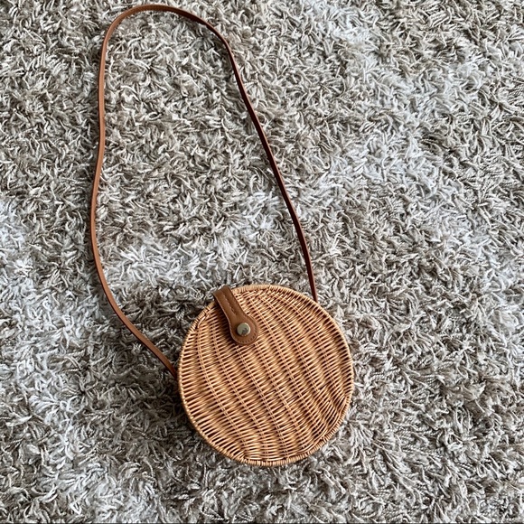 Zara Handbags - ZARA wicker basket 🧺 round purse